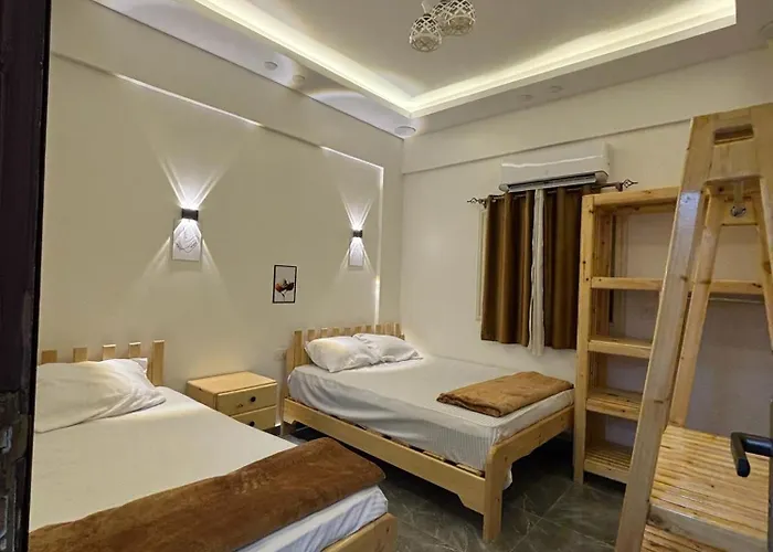 Solla Hotel *